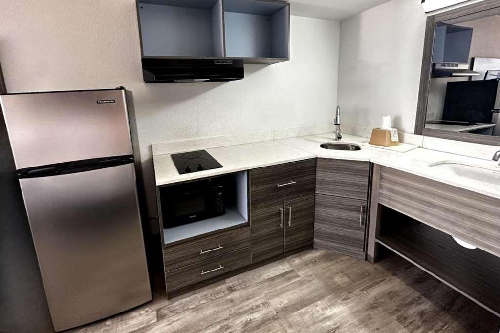 Suburban Studios Cleveland Tn I-75 Room photo